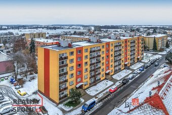 Převod dr. podílu, byty/2+1, 63 m2, Julia Fučíka 890, 50401  - 17