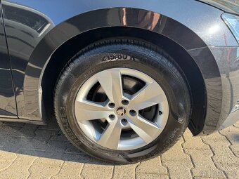 Škoda Superb 3 2.0 TDI 110kW DSG Matrix LED Kamera Navigace - 17