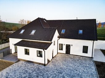 RD 4kk 130 m2, 2 koupelny, terasa, zahrada, parking Beroun - 17