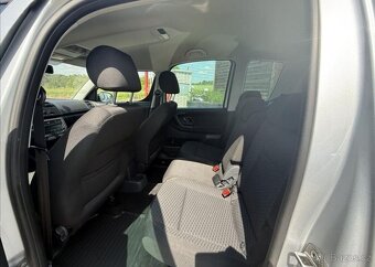 Škoda Roomster 1,2 TSI 63kW KLIMA,SERVISKA benzín manuál - 17