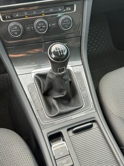 Golf 7 Variant 1.5Tsi manuál - 17
