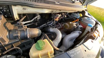 VW Transporter T5, 2.5TDI, 96 kW, spací vestavba - 17
