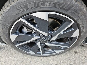 Peugeot 308SW 1.2PT 130 ALLURE EAT8 - 17