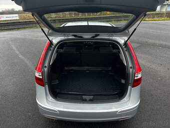 HYUNDAI i30 CW, 1.6 CRDi, r.v. 2011 - 17