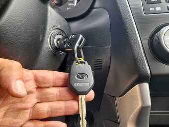 Subaru Forester 4×4 2,0i 110 KW AC STK - 17