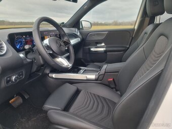 Mercedes EQB 300 4matic 7/2024 - 17