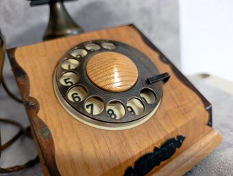 Starý retro telefon Tesla z roku 1979, do sbírky, dekorace - 17