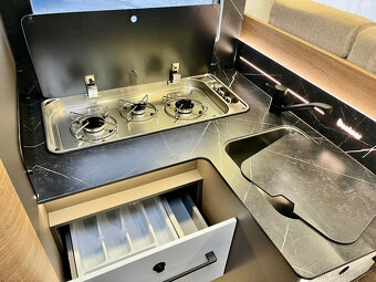 OBYTNÝ VŮZ BENIMAR NA PRODEJ Benimar Mileo 263 - 2026 - 17