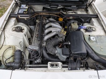 Porsche 944 - 17
