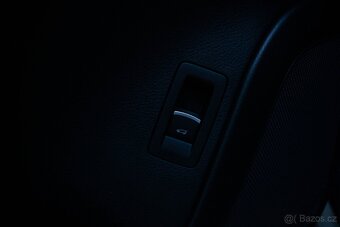 Volkswagen Touareg II 3.0TDI V6 180kW automat, vzduch - 17