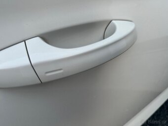 ŠKODA SUPERB 2.0 TDI 110 KW TAŽNÉ COCKPIT TAŽNÉ CANTON m2021 - 17