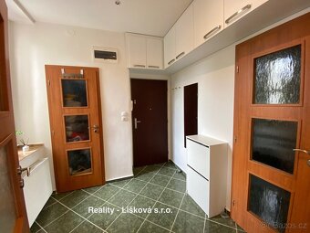 Pronájem moderního nezařízeného bytu v ul. Palachova Ústí na - 17