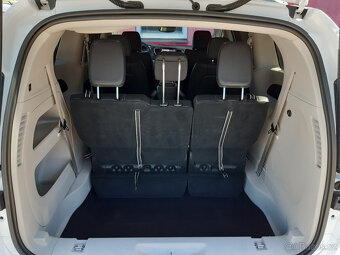 Chrysler Pacifica 3,6L,r.v.2022, kůže,7mít,TopStav,39.000 km - 17