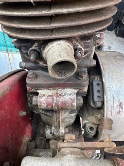 Jawa 250 Speciál Přírubová - kompletní motor s převodovkou - 17