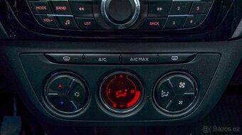 Peugeot 301 1.2 PureTech Allure - 17