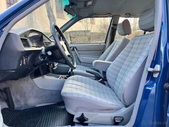 MERCEDES W201 2.6 R6 122KW,MANUAL,KLIMA,BEZ RZI,ALU AMG,TOP - 17