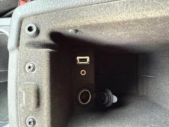 Ford S-Max 2.0TDCI.120KW,Navi,Automat,2014 - 17