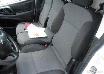 Citroën Berlingo 1,6 HDI 73 kW 3 Místa KLIMA nafta manuál - 17