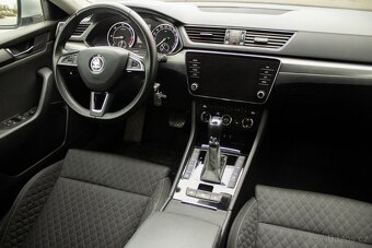 Škoda Superb Combi 2.0 TDI Style DSG - 17