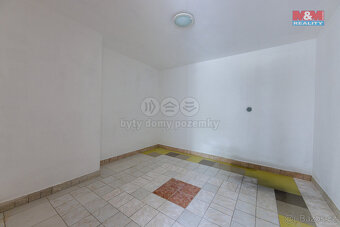 Prodej bytu 4+kk s garáží, 70 m², Karlovy Vary, ul. Husova - 17