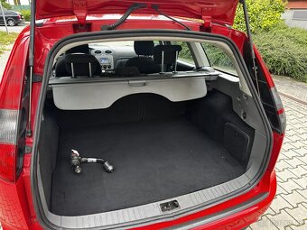 Ford Focus II 1.6 TDCi Combi 80kW Facelift Navi Tažné 2010 - 17