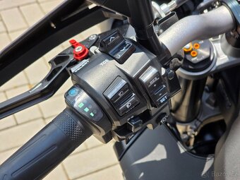 Yamaha MT-10 Tourer Edition, původ ČR, servisní knížka - 17