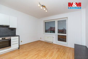 Pronájem bytu 2+1, 53 m², Pardubice, ul. Pichlova - 17