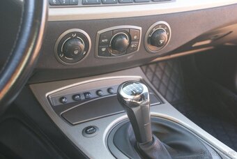 BMW Z4 3.0i (170kw) manuál, DE rv04, HARDTOP, XEN, TOP STAV - 17