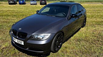 BMW e90 320i - 17