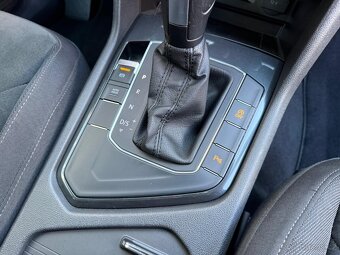 VW Tiguan Highline 2.0TDI 110kW DSG Tažné - záruka Autodraft - 17
