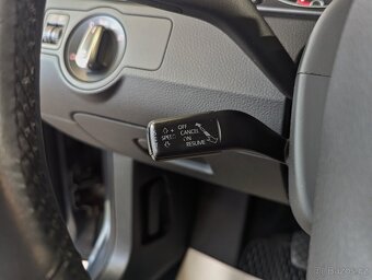 Volkswagen Passat VARIANT 1.6TDi 77kW TEMPOMAT PDC - 17