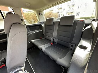 Volkswagen Touran 1.4 TSI 103kW Freestyle Navi Xenony 7 míst - 17