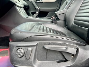 VW Passat 2.0 TDI 130 kW Xenon,Pano,Kůže,Servis - 17