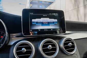 Mercedes-Benz GLC 250 4MATIC - 17