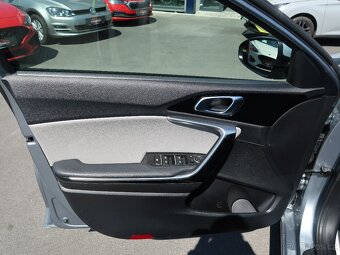 Kia Ceed 1.6CRDi,100kW,Exclusive,NovéČR,serv.kn. - 17