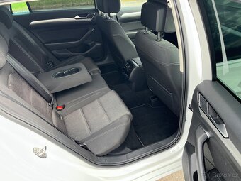 VW Passat 2.0TDI DSG 2019 - navi, nová STK a rozvody - 17