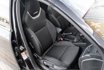 Škoda Octavia Combi 2.0 TDI RS DSG 4x4 - 17