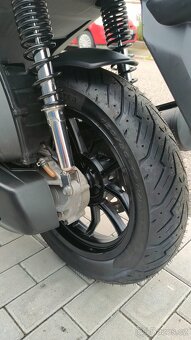 KYMCO 125 People S - 17