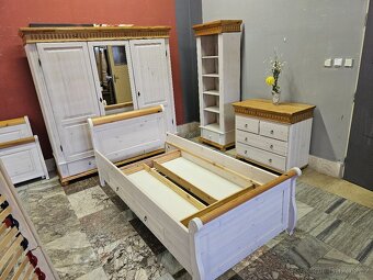 ...Zamluveno...Ložnice Celodřevená - 17