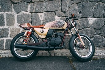 Motorka Suzuki TRS118 (café racer) - 17
