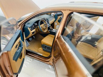 PRODÁNO Bentley Bentayga Kyosho 1:18 - 17