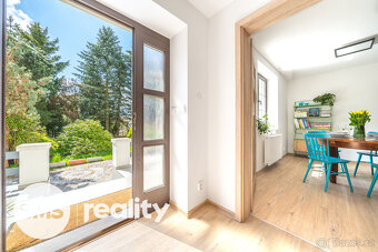 RD 4+1, 225 m2 (včetně garáže a terasy), pozemek 1061 - 17