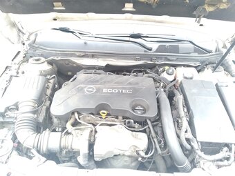 OPEL INSIGNIA 2.0 CDTI 125kW, ČR,SERVISKA,NAVI - 17