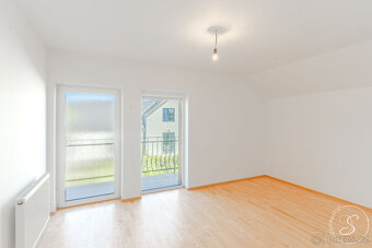 Prodej rodinného domu 5+kk, Číčovice, Praha-západ - 17