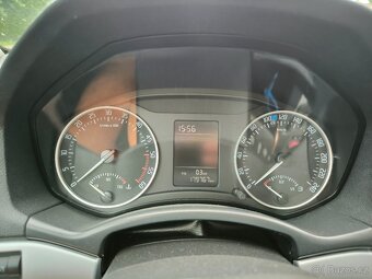ŠKODA OCTAVIA COMBI 1.6 TDI 77kw, r.v. 2011, VÝBORNÝ STAV - 17