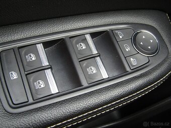 Renault Arkana 1,3 TCe 103 kW/140k EDC Techno - 17