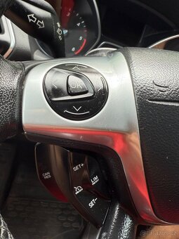 FORD KUGA 2.0TDCi TITANIUM - 17
