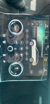 RR Velar D300 HSE R-Dynamic AWD, vzduch, nez.top. - 17