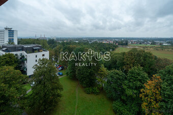 Pronájem bytu 2+1 (56m²), na ulici Vietnamská, Ostrava-Porub - 17