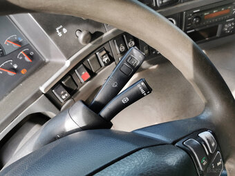 Prodám nákladní automobil VOLVO FMX 500 8X4 E5 sklápěč S3 - 17